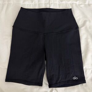 ALO Yoga Women's Black Bike Shorts